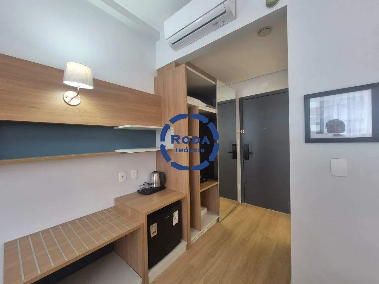 No Gonzaga Apartamento compacto no estilo Studio que combinam conforto e versatilidade. - Foto 5