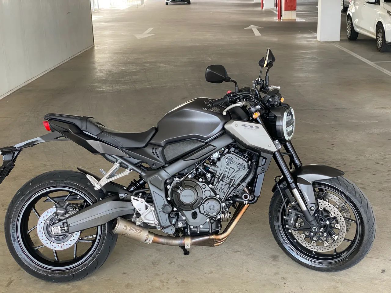 Vendo cb 650r  - Foto 2