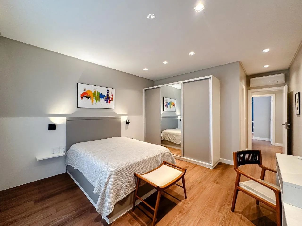 Apartamento Moderno com Rooftop, Jacuzzi e Alto Padrão de Acabamento - Foto 5