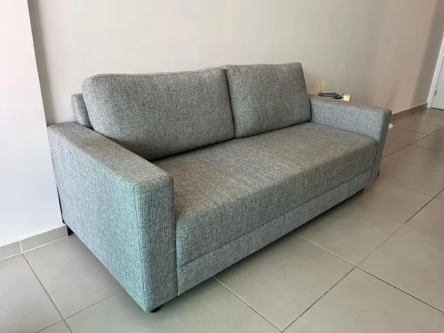Sofá Tok&Stok Muy 3 Lugares Cinza Claro - Excelente Estado - Foto 2