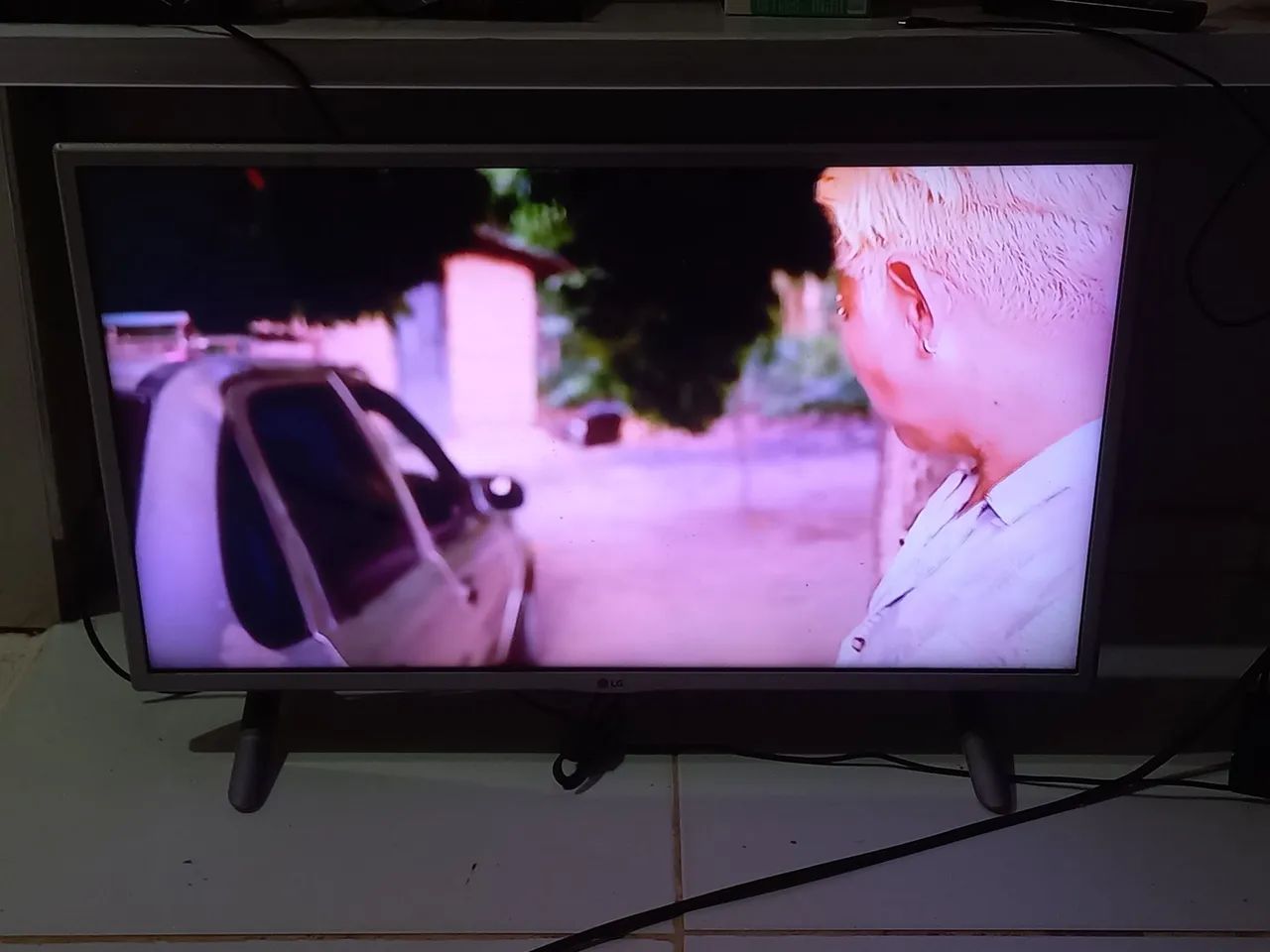 Tv  - Foto 2