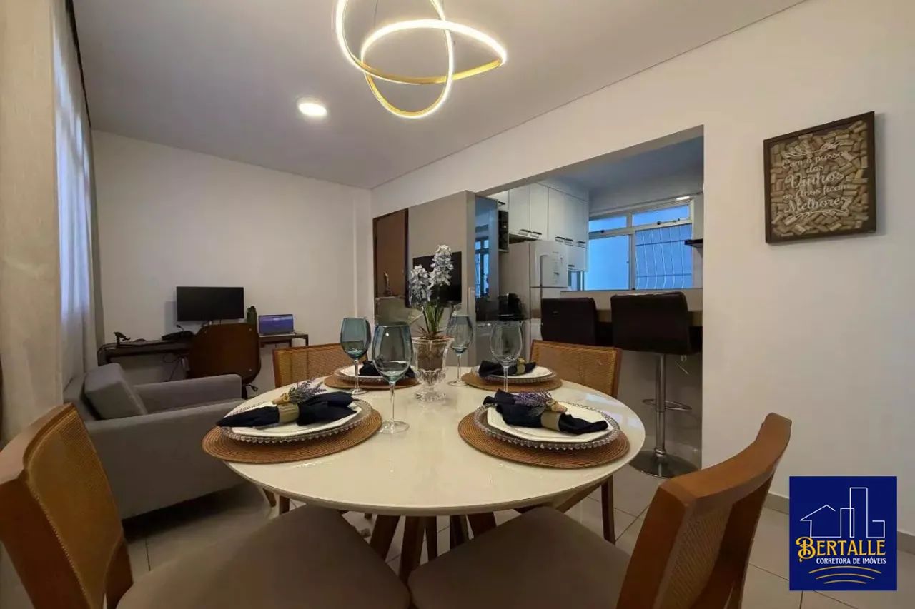 Apartamento Reformado com Suíte, Planejados e Segurança Digital em Localização Privilegiad