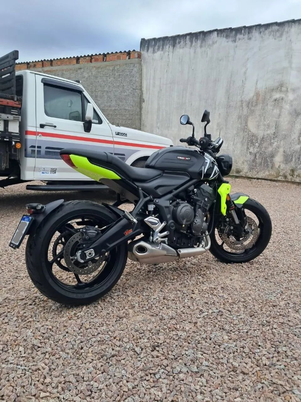 Triumph Trident 660 ABS - Foto 2