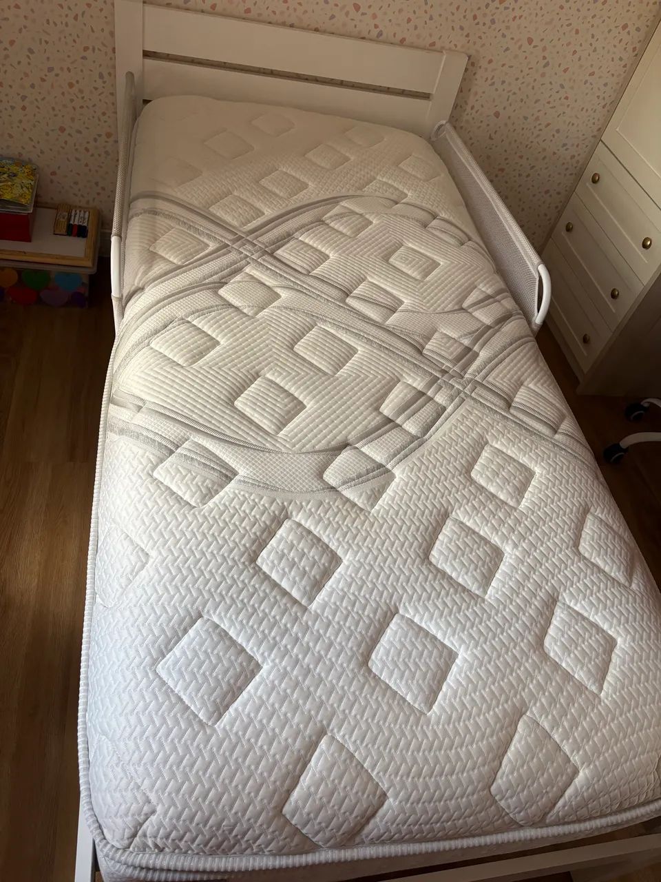 Cama + colch ão (impecáveis) - Foto 2