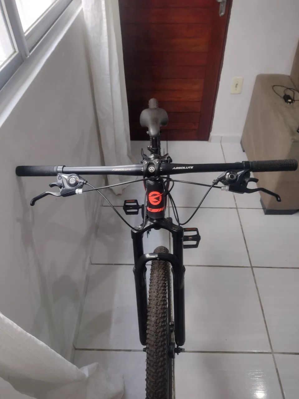 Bicicleta pra vender logo nova r$ 1000 - Foto 4