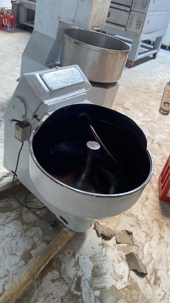 Vendo 3 amassadeira de pão barato  - Foto 2