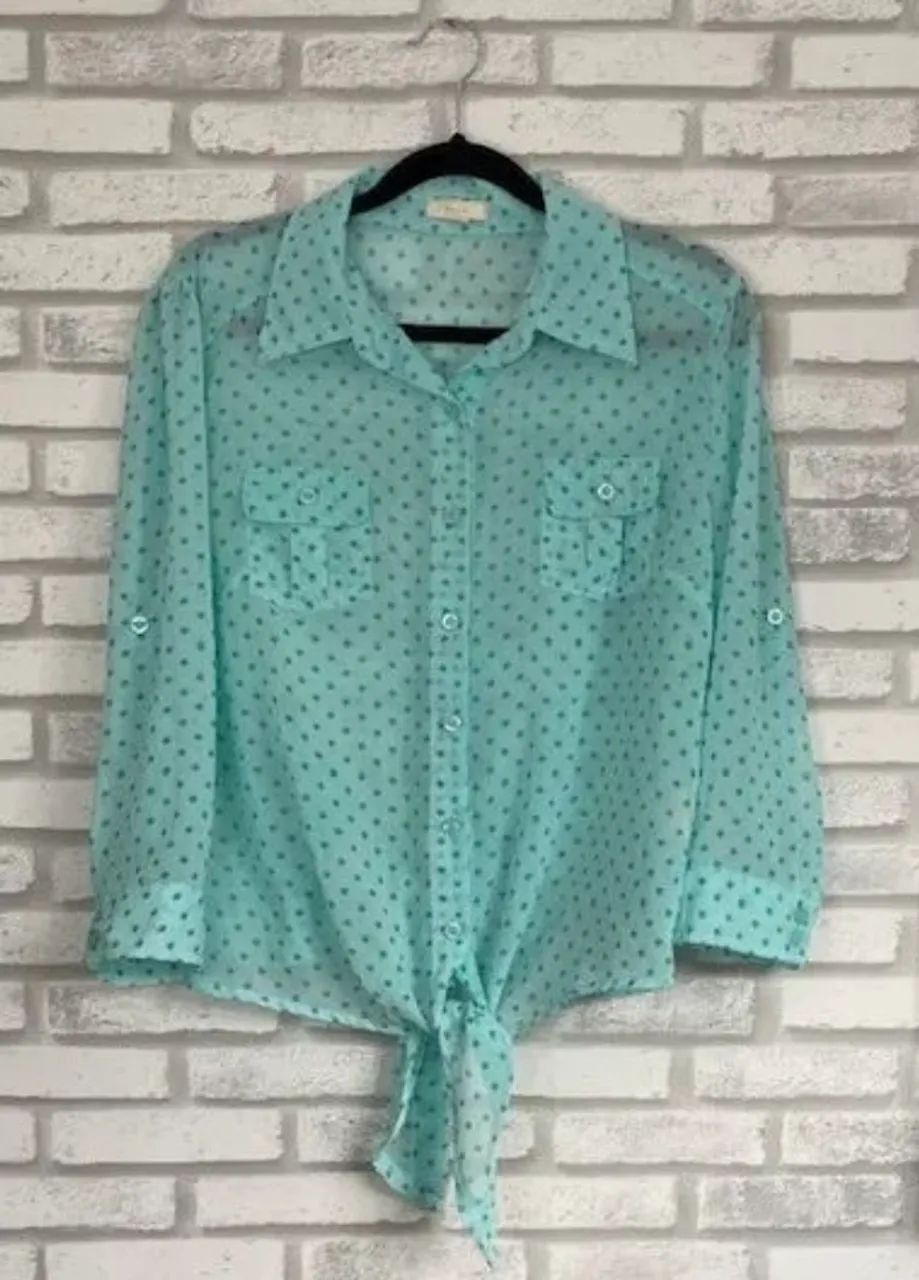 Camisa Bolinhas Pearl Verde Claro Tamanho G