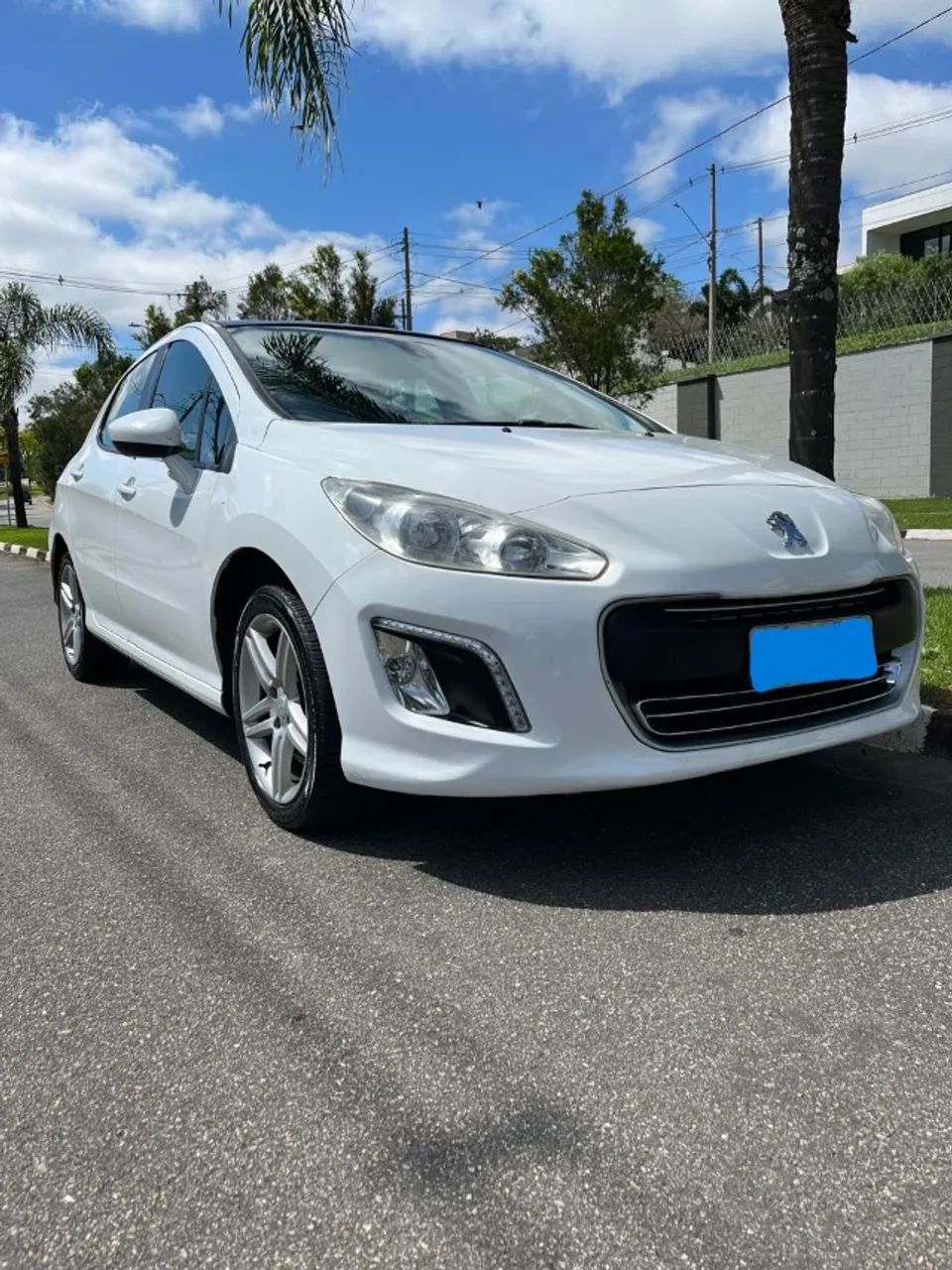 Peugeot 308 308 Allure 2.0 Flex 16V 5p Mec. 2013