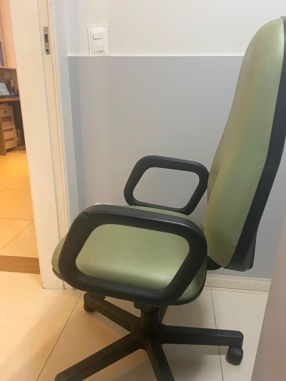 Cadeira de escritório  - Foto 2