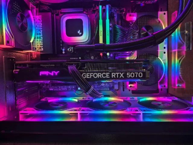 RTX 5070 Epic-X OC (Muito nova) - Completa com NF - Foto 2