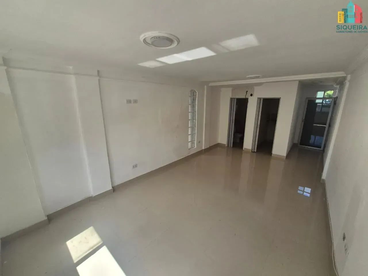 SIQUEIRA ALUGA: SALA COMERCIAL BEM LOCALIZADA EM BOA VIAGEM - Foto 5
