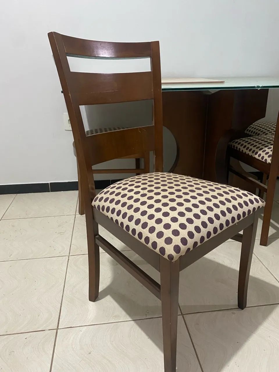 Mesa 4 lugares de madeira - Foto 4