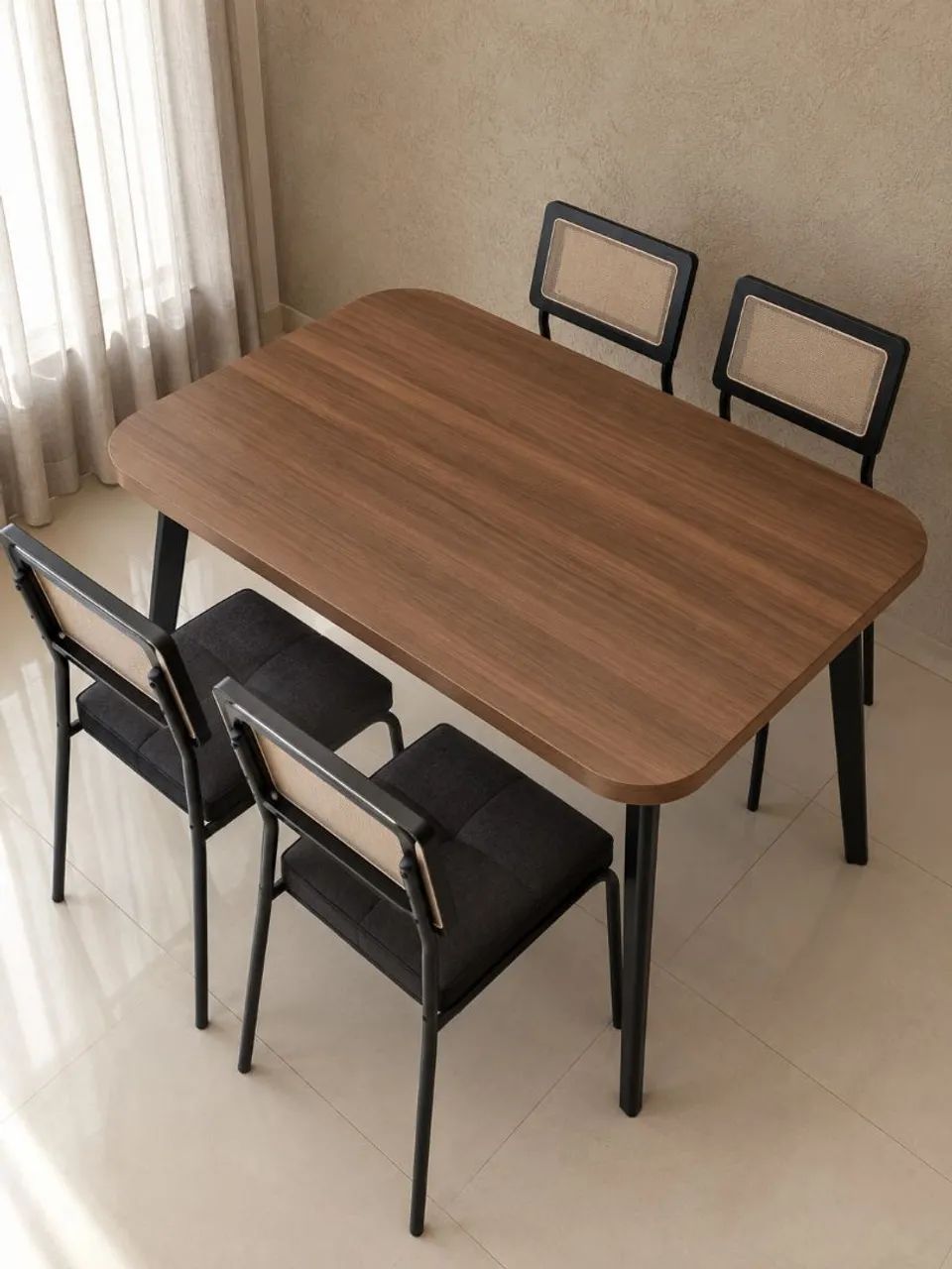 Mesa de Jantar - 120x80 com 4 Cadeiras
