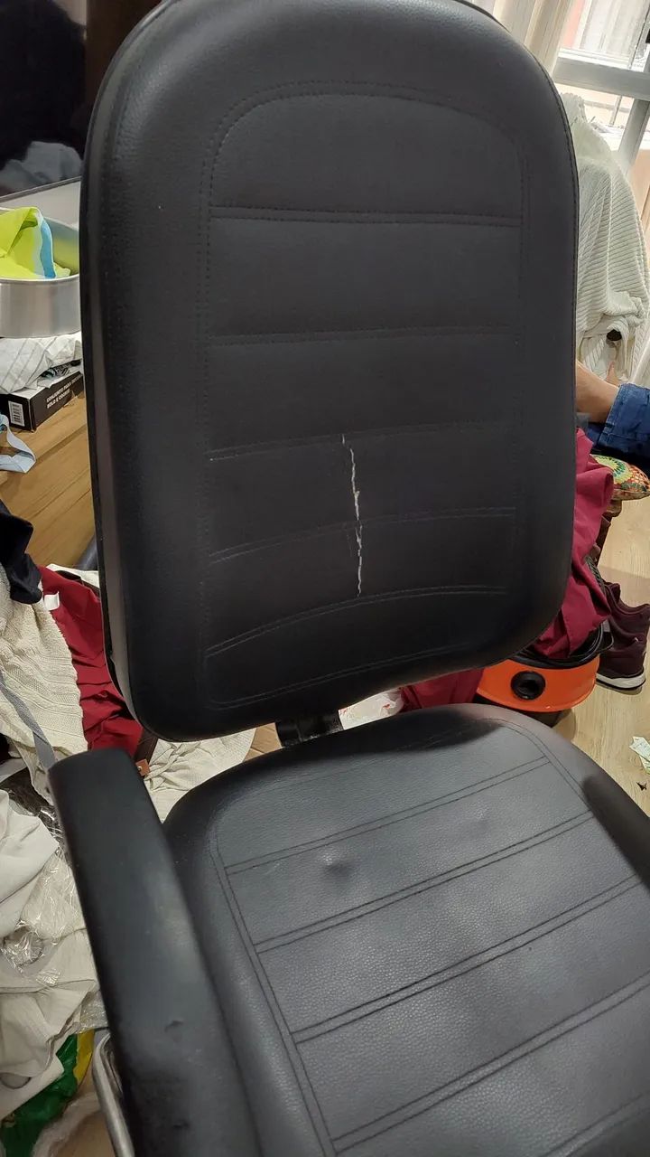 Vendo Cadeira giratória