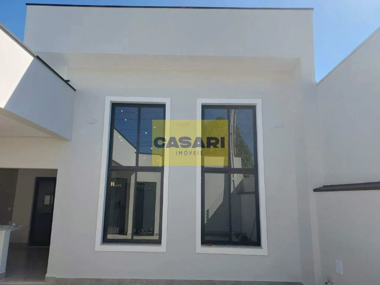 Casa 3 dorm - 2 suites