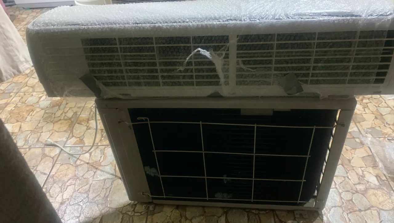 Ar condicionado split Samsung inverter 18 mil Btus quente e frio - Foto 3