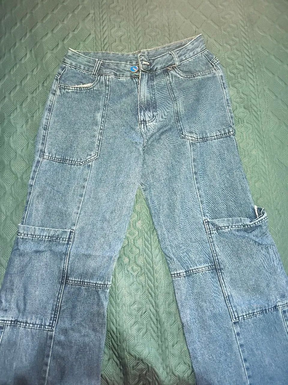 Calça cargo wide leg azul 