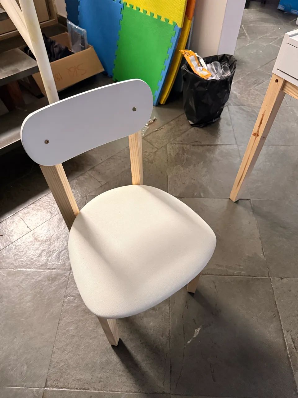 Conjunto mesa cadeira juvenil - Foto 2