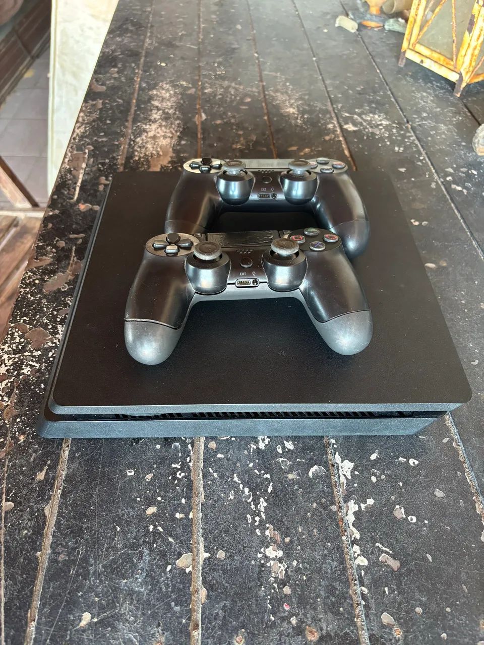 Ps4 slim 500gb 2 controles - Foto 3
