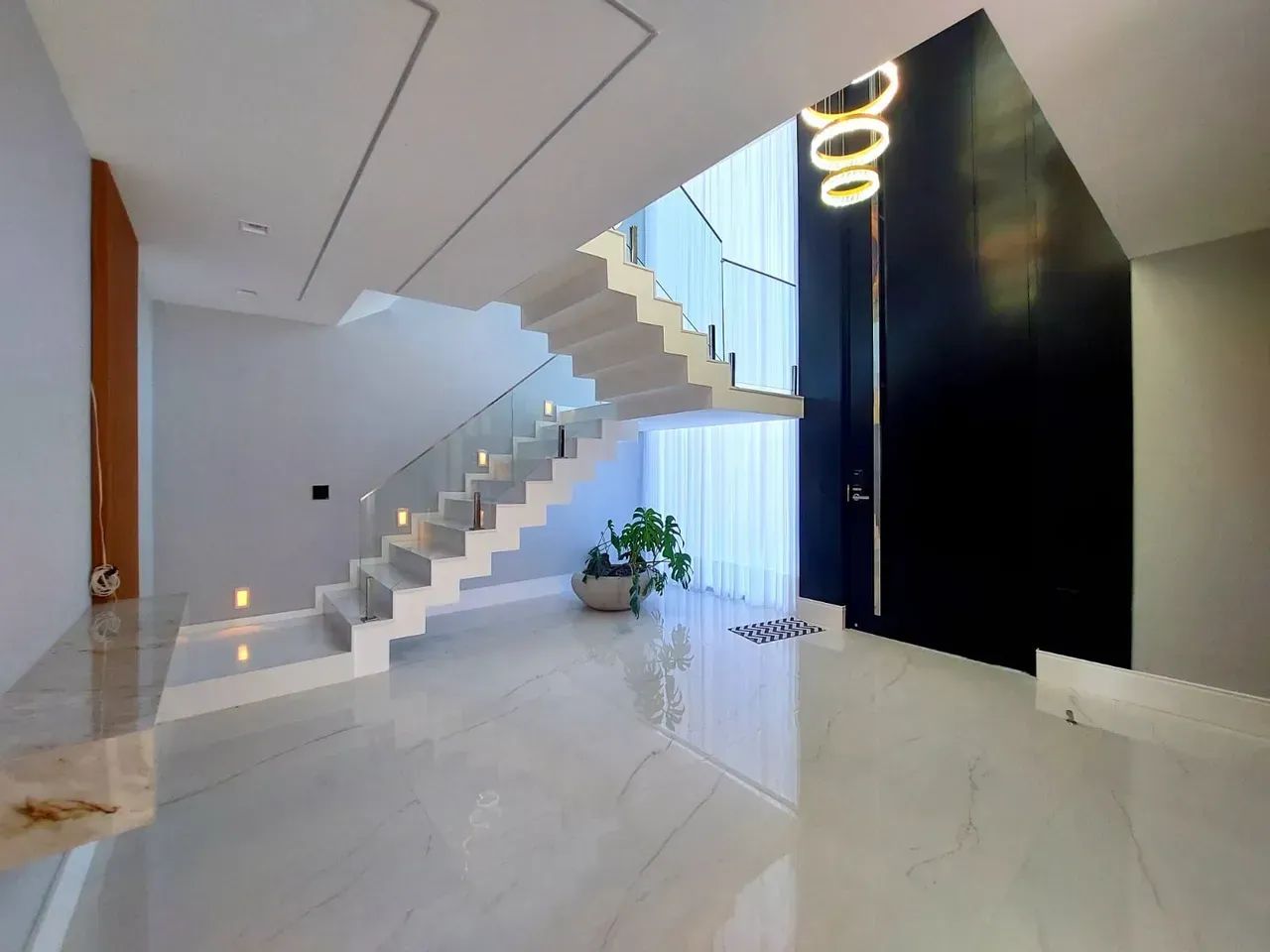 Casa de Condomínio com 5 Suítes | Alphaville Barra | 282m² - Foto 3