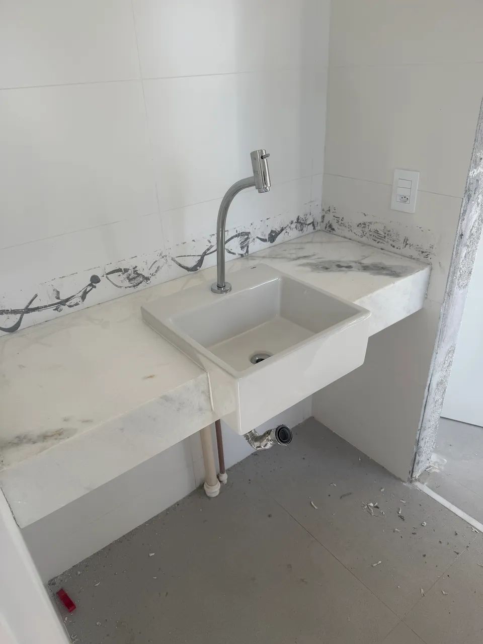 Bancada  para banheiro sem uso - Foto 2