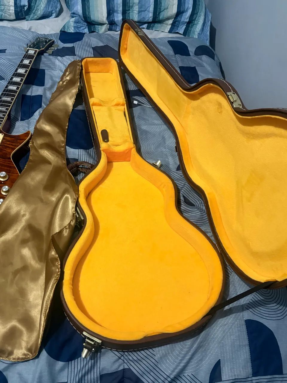 Guitarra Tagima Mirach FL + hard case  - Foto 2
