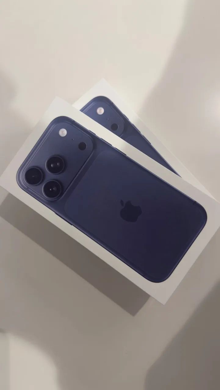 iPhone 17 Pro azul - Foto 2