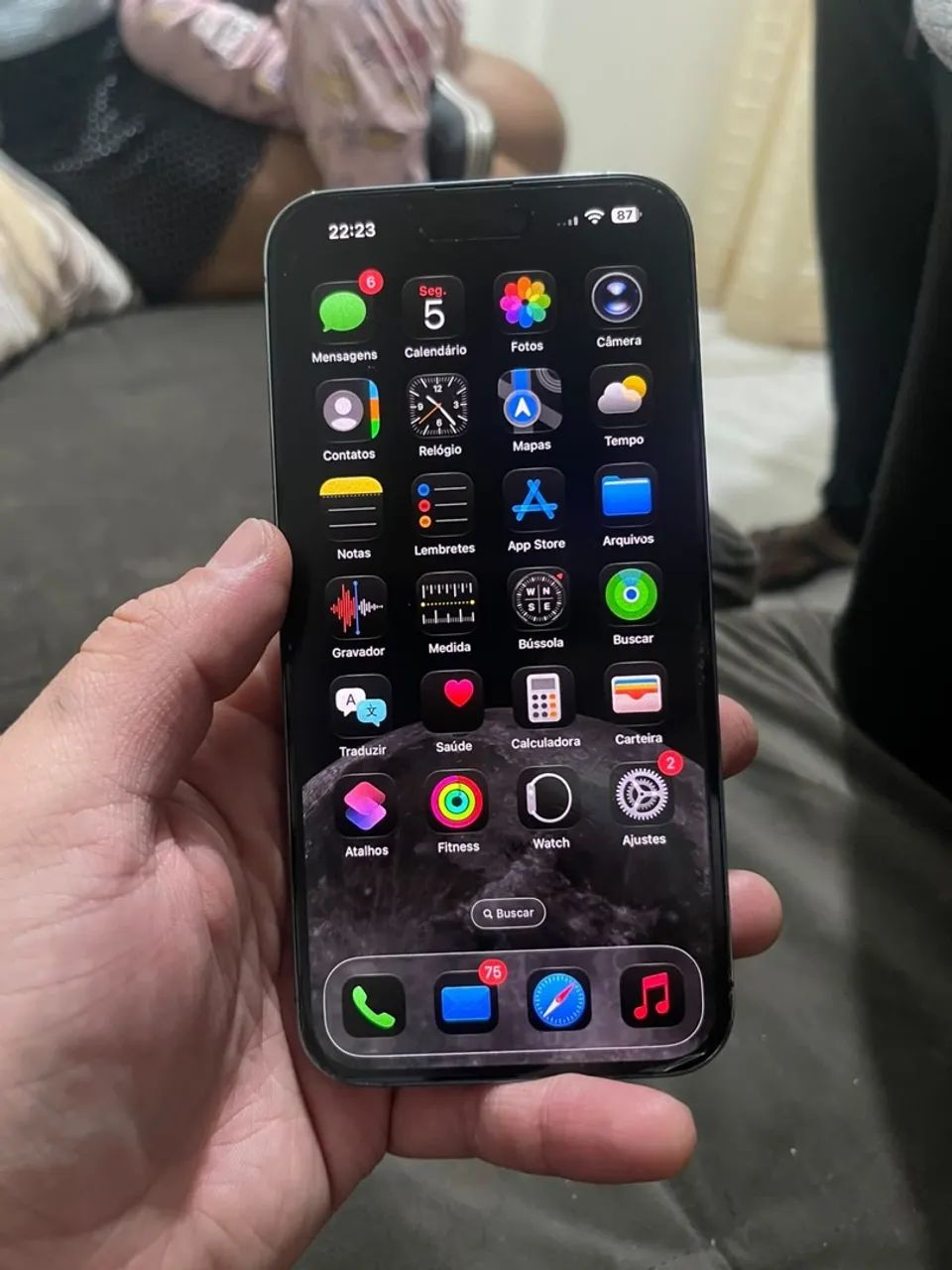 iPhone 14 Pro Max roxo 