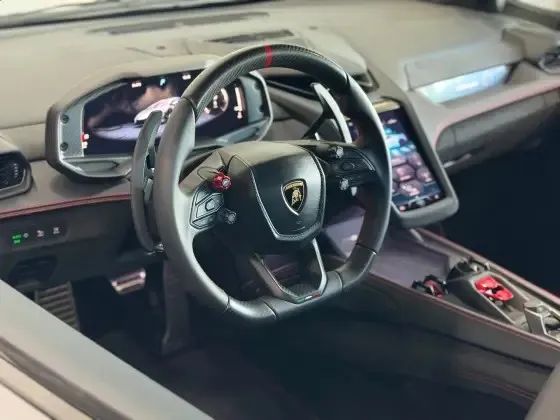Lamborghini Temerário 4.0 V8 Bi-Turbo Aut. 2026, foto 14 de 15