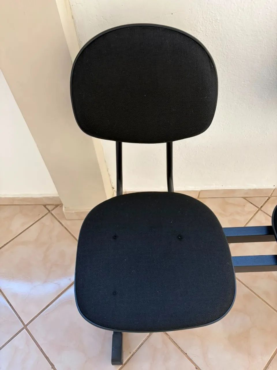 Longarinas com três assentos estofados - Foto 2