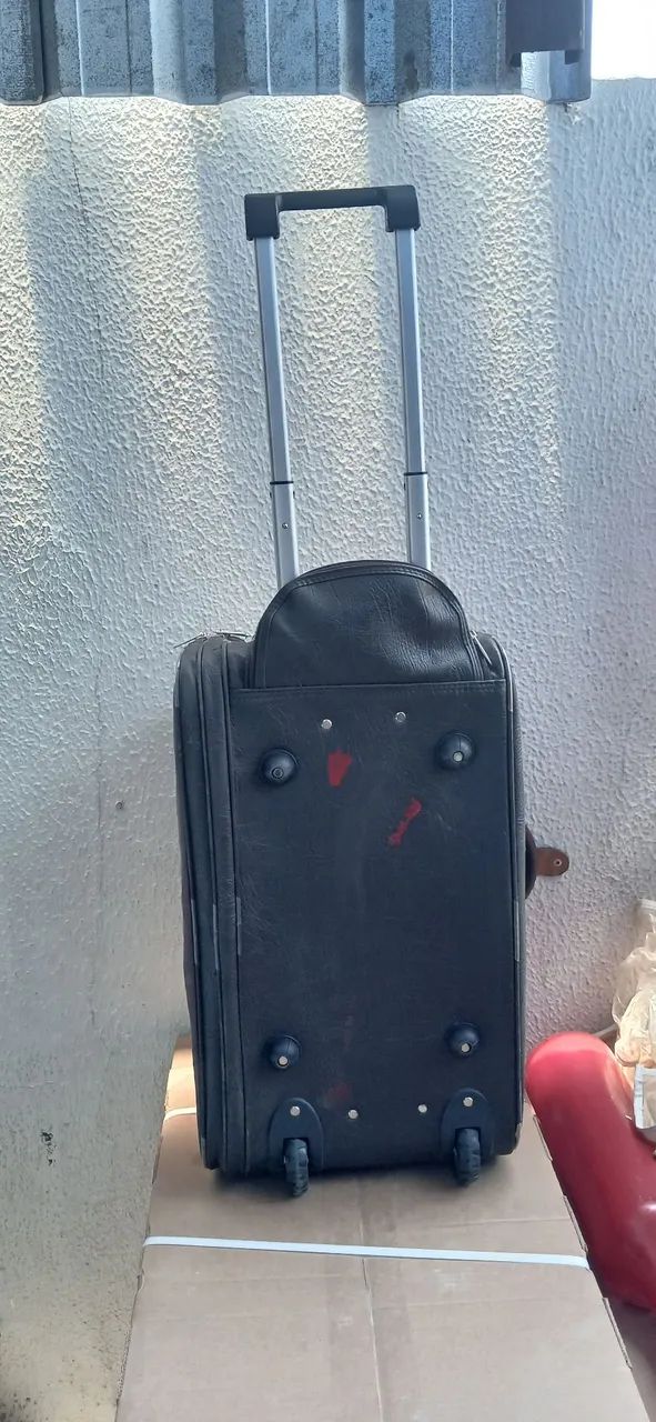 vendo bolsa de viagem nova - Foto 2