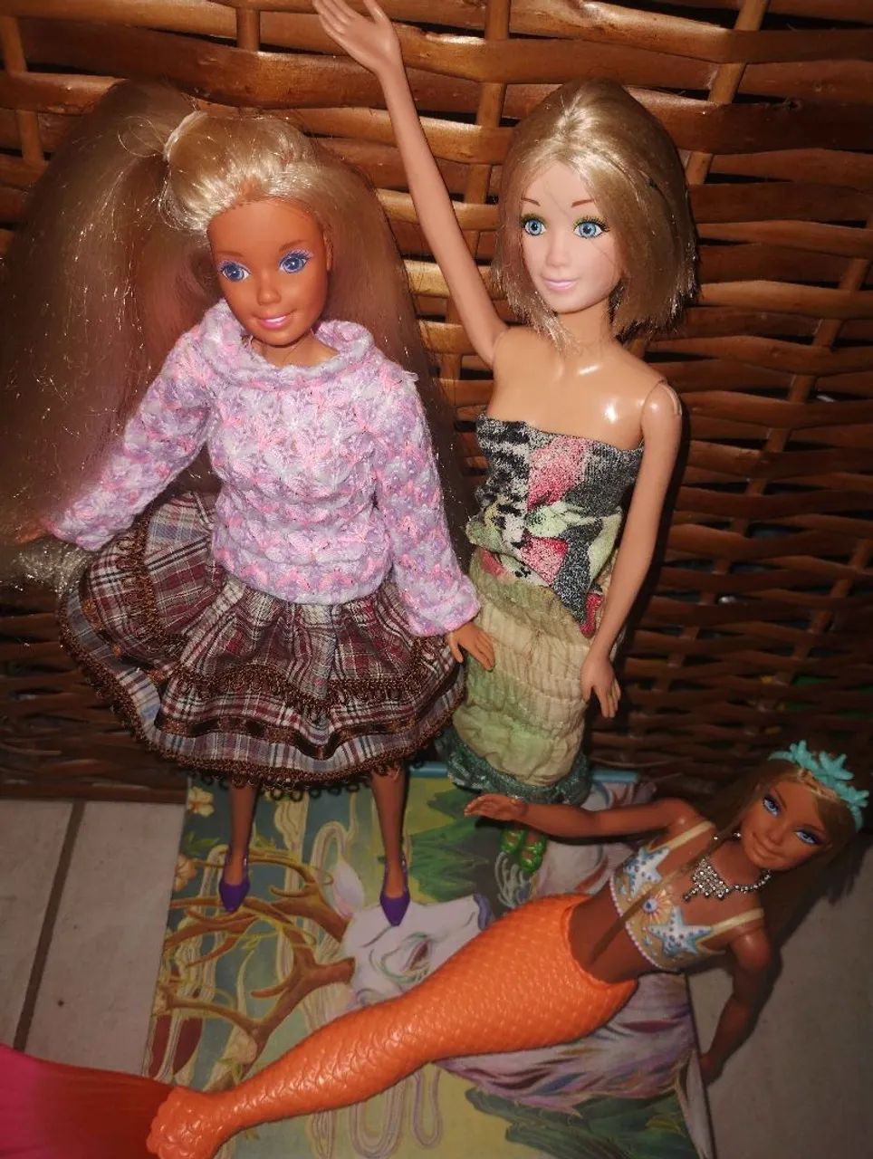 Lote de 3 boneca Barbies - Foto 4