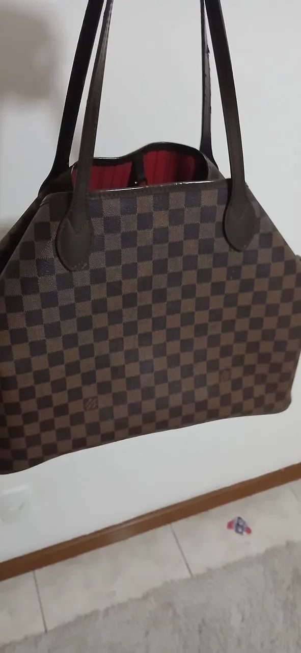 Bolsa Louis Vuiton com carteira