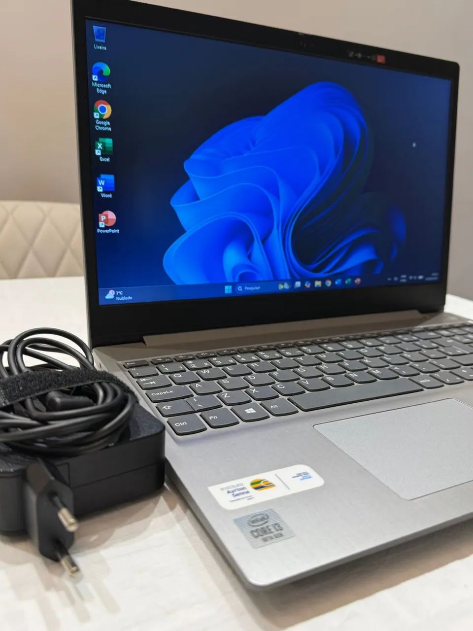 Notebook Lenovo i3 SSD 256GB - Foto 3