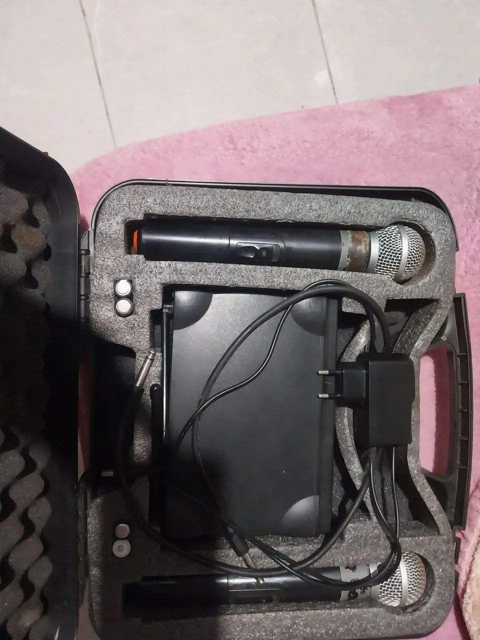 Microfone sem fio profissional 
