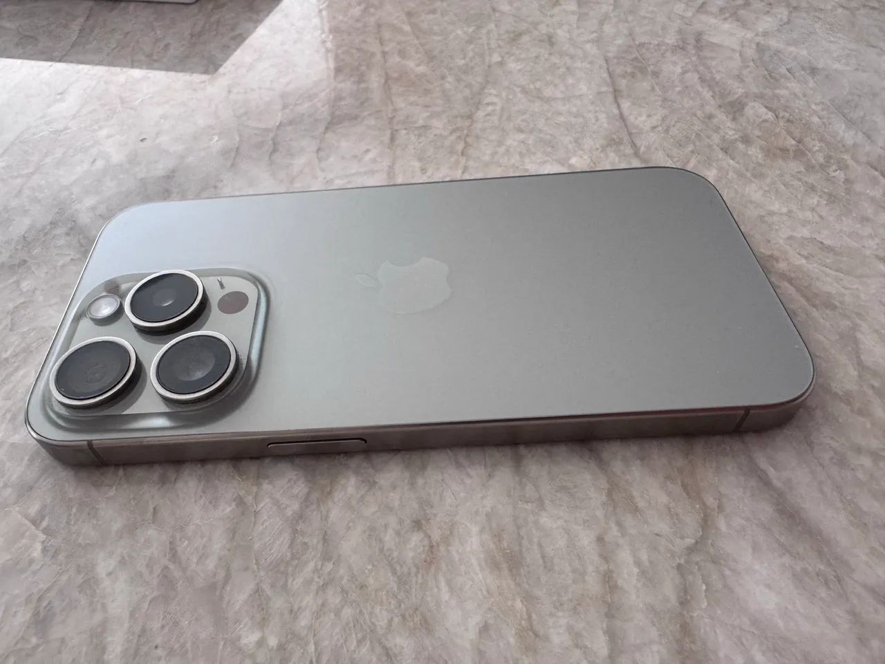 iPhone 15 Pro 256Gb - natural titanium  - Foto 2