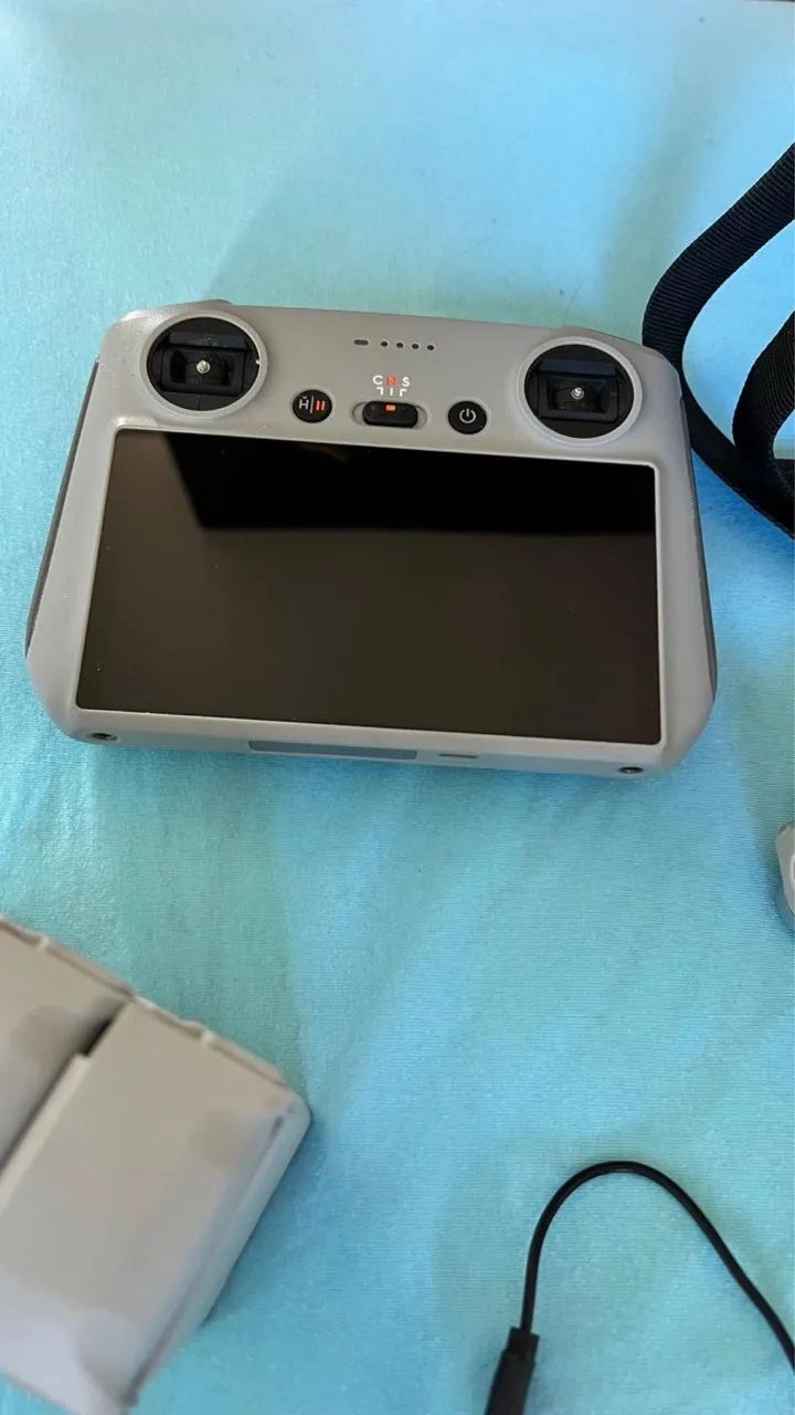 DRONE DJI MINI TRÊS  - Foto 4