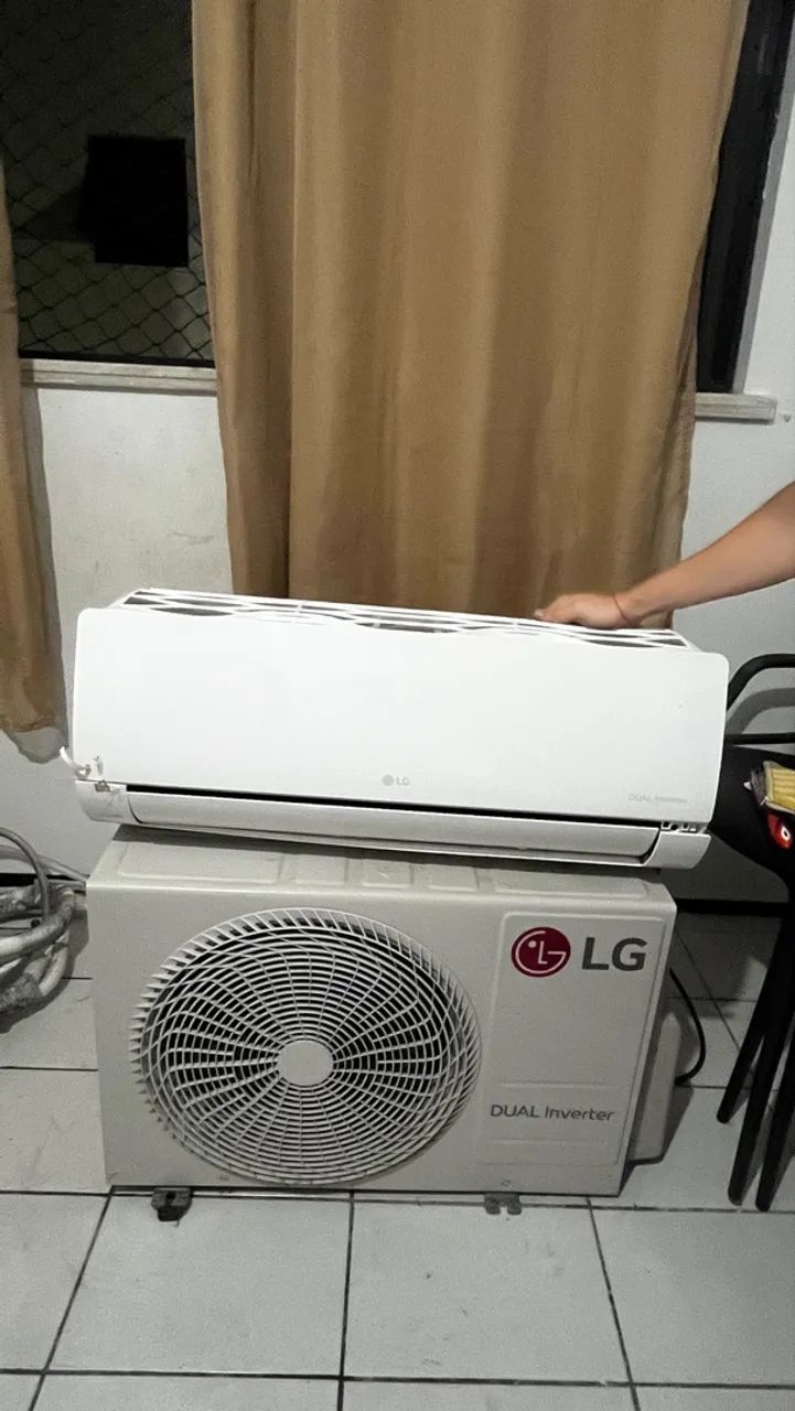 AR CONDICIONADO LG