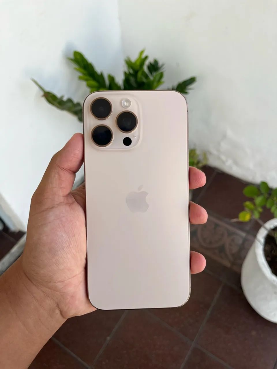 iPhone 16 Pro Max 256GB - Impecável