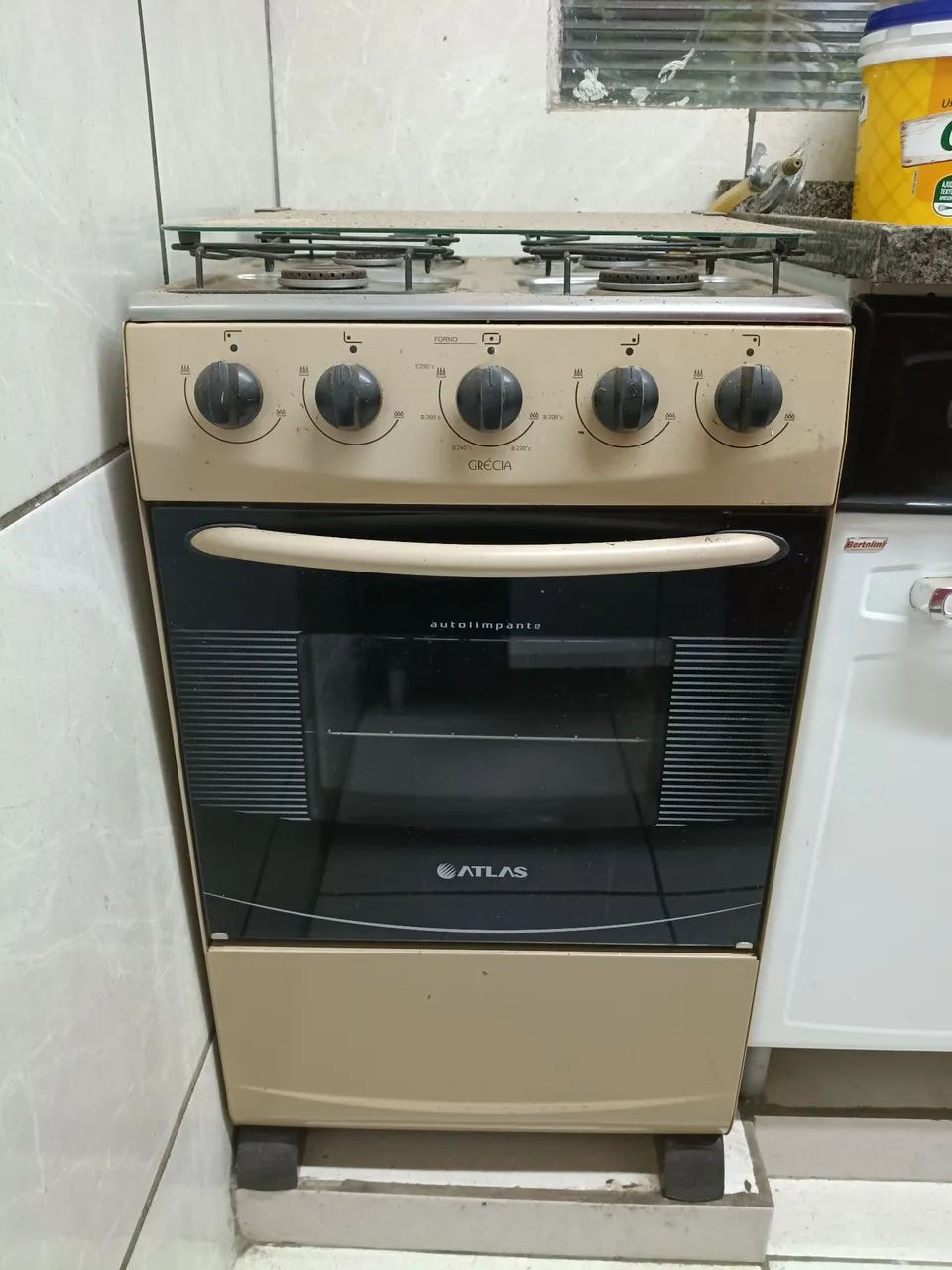Vende se !! 