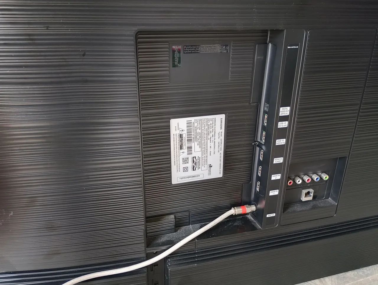 Tv Samsung smart 75 polegadas modelo un75ru7100g  com alguns LED Queimado lado esquerdo  - Foto 3