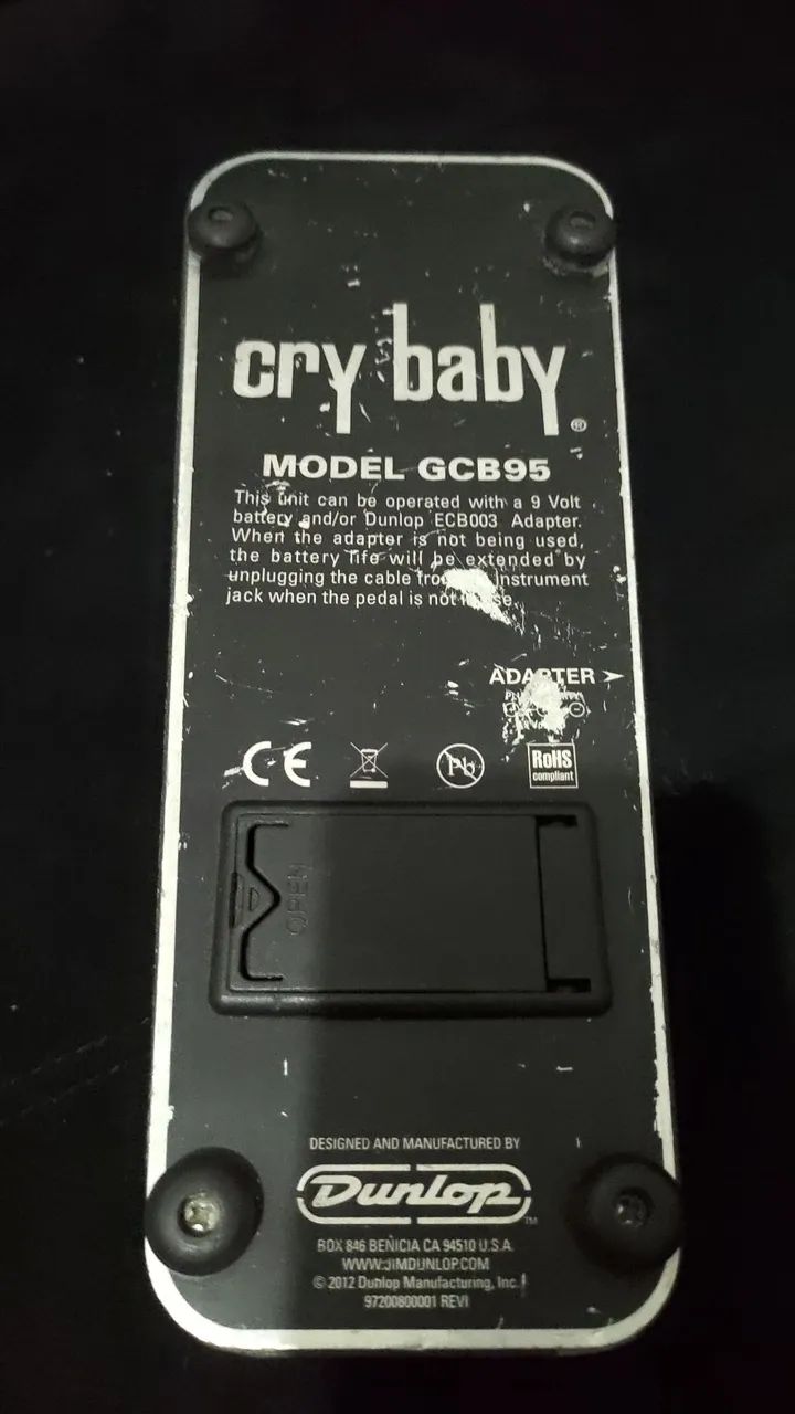 Pedal Dunlop Wha Cry Baby GCB95  - Foto 4