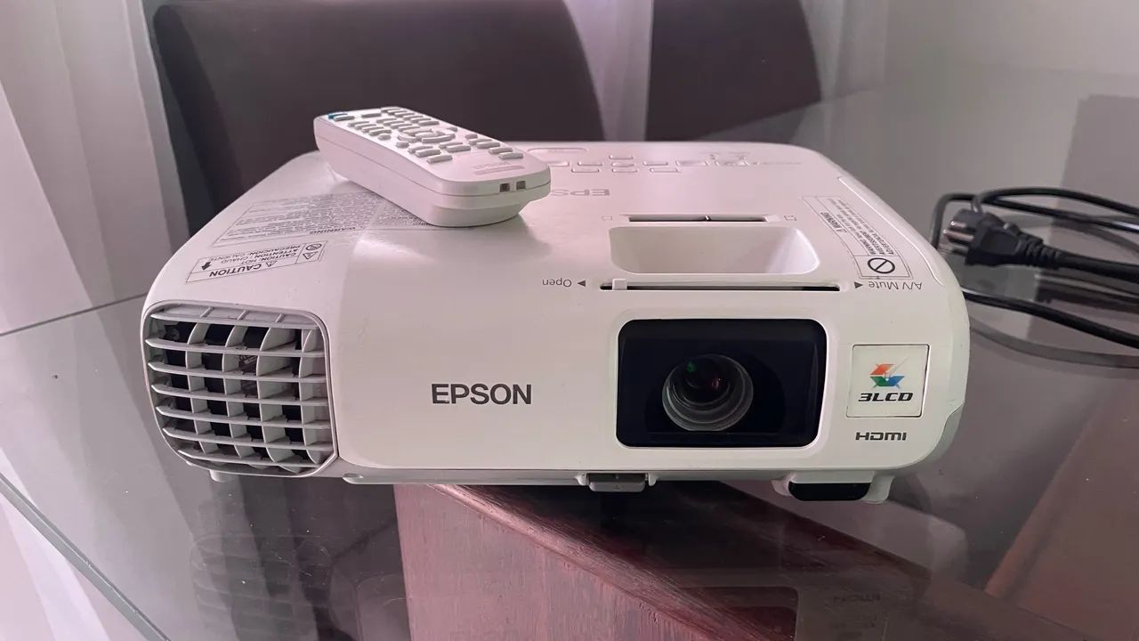 Projetor Epson PowerLite S17  - Foto 2