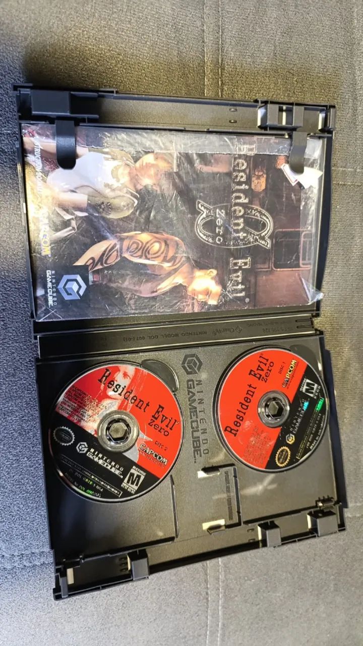 Coleção Resident Evil - Game Cube - Foto 2
