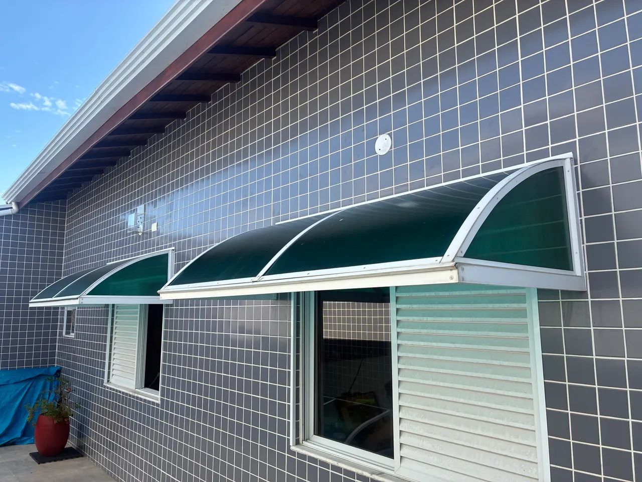 Polycarbonate awning