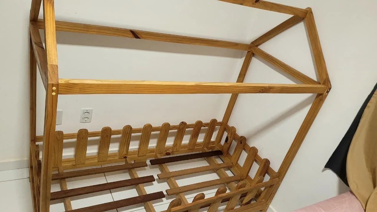 Cama infantil de madeira  - Foto 2