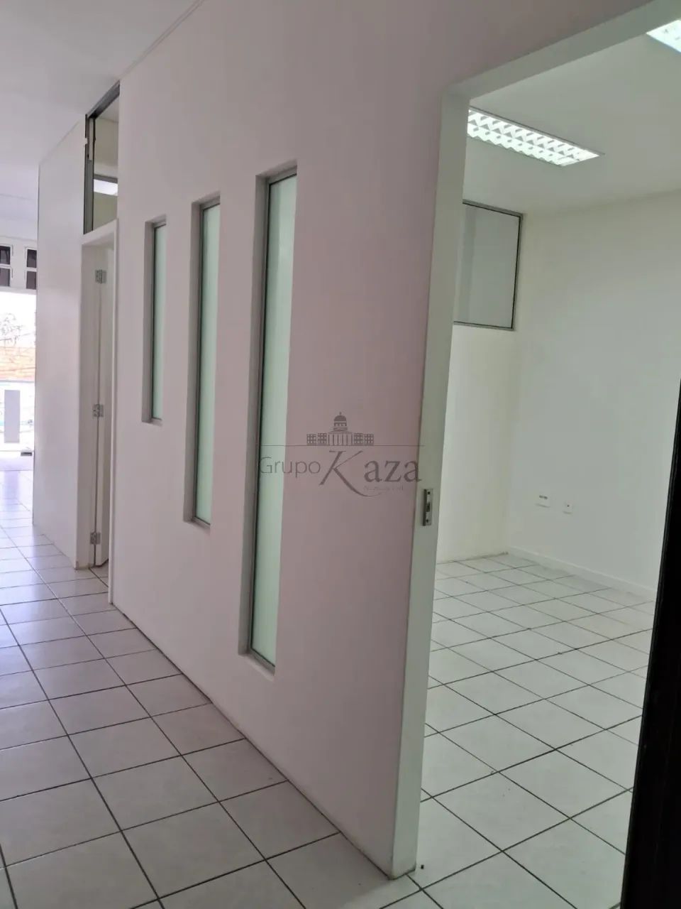 Oportunidade - Sala Comercial - Centro - 60m². - Foto 2
