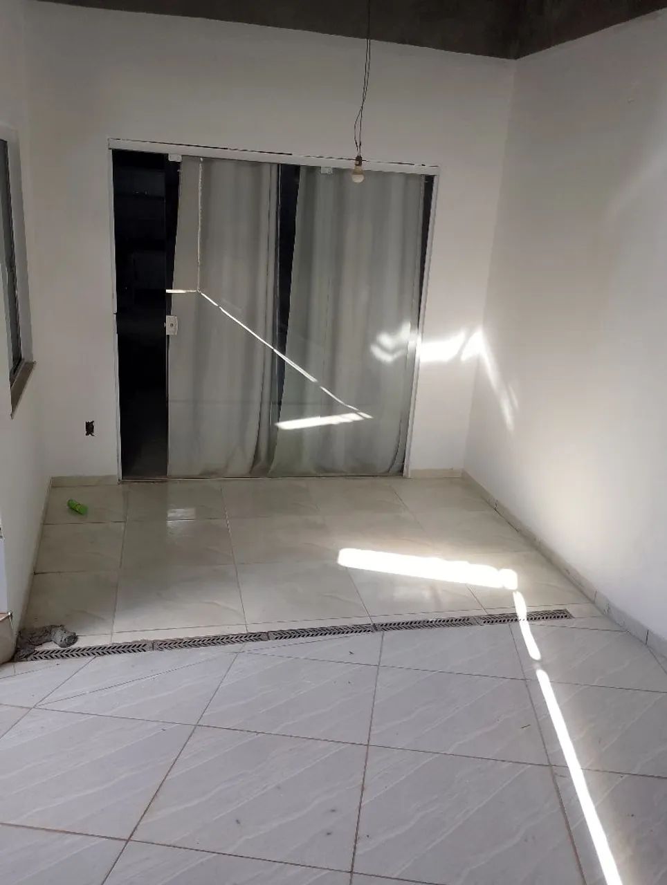 Vendo uma casa  - Foto 2