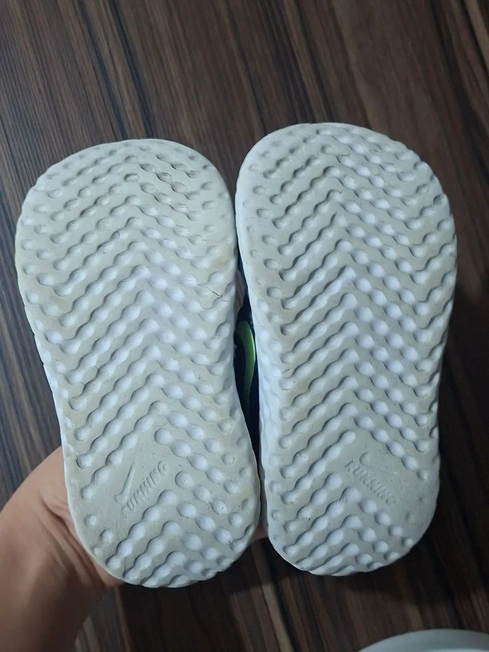Tênis Nike Revolution - Foto 4