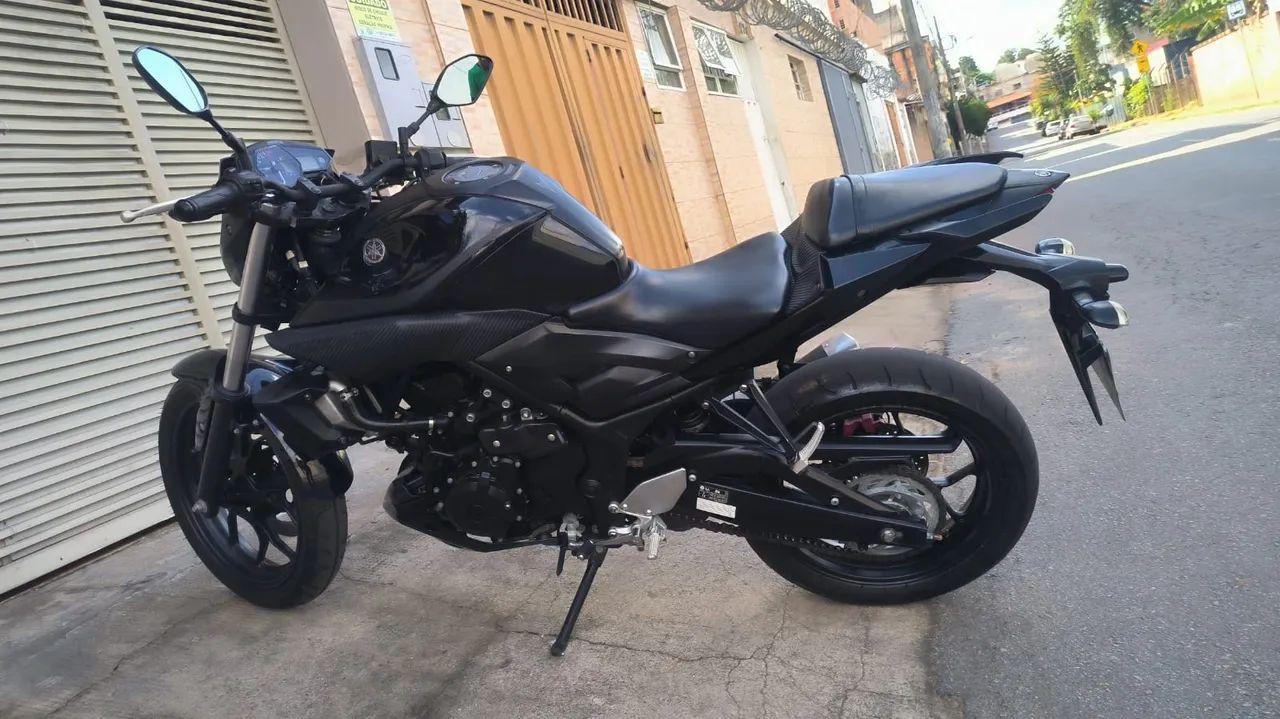 Yamaha MT03  - Foto 4